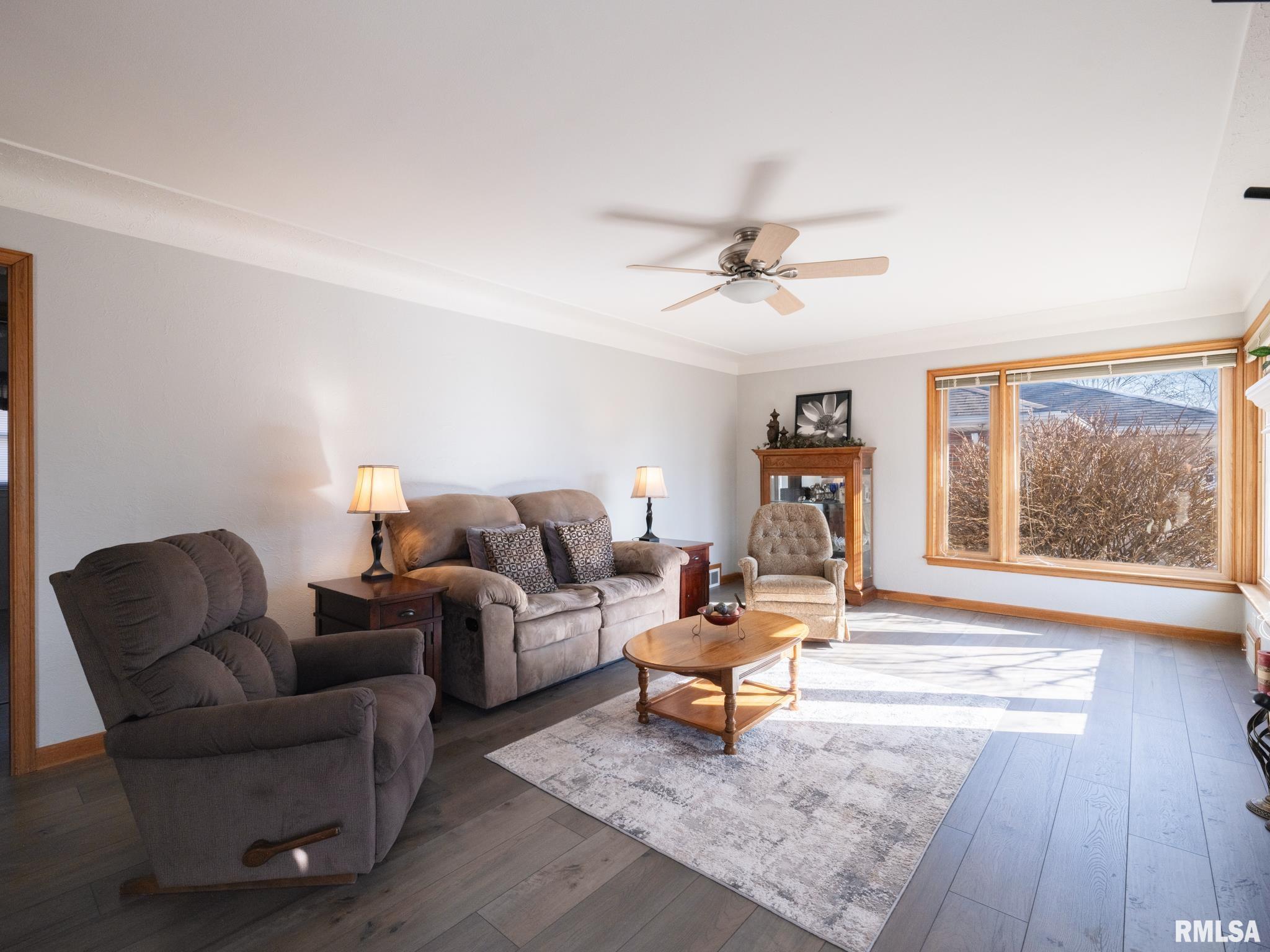 1504 North 5th Street Pekin, IL 61554 - Photo 17 of 60