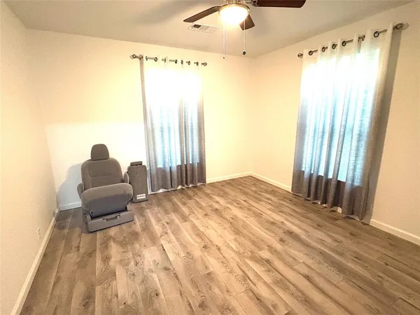 $230,000 | 1109 North Howeth Street, Gainesville, TX 76240