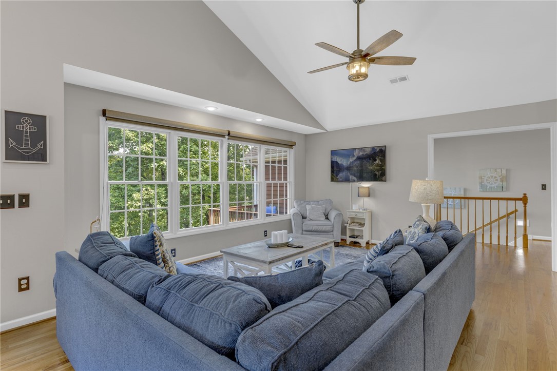 295 Jefferson Road West Union, SC 29696 - Photo 8 of 29 Gallery Image 8