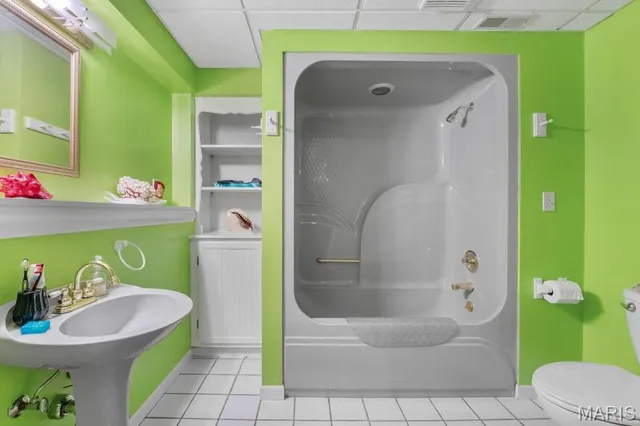 $599,900 | 3403 Riverview Court, Godfrey, IL 62035