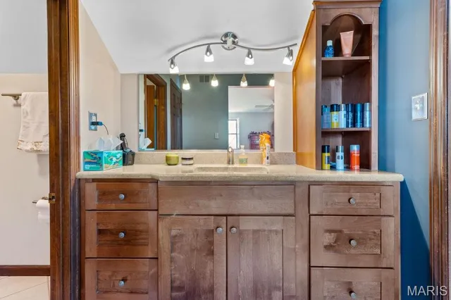 $599,900 | 3403 Riverview Court, Godfrey, IL 62035