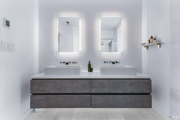 $2,250,000 | 3100 Muniz Ranch Road, Jenner, CA 95450