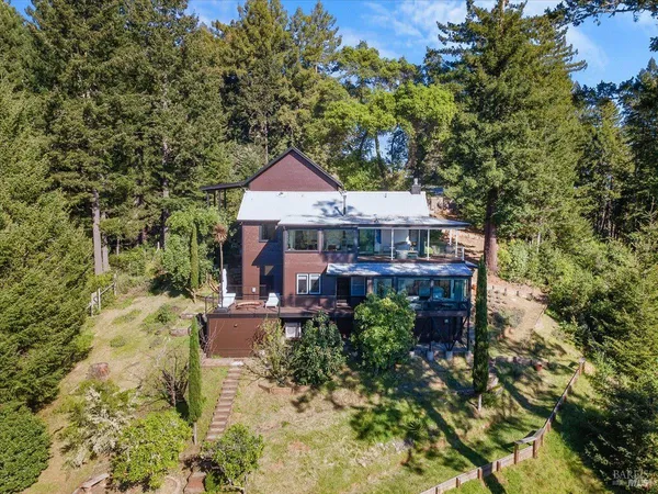 $2,250,000 | 3100 Muniz Ranch Road, Jenner, CA 95450