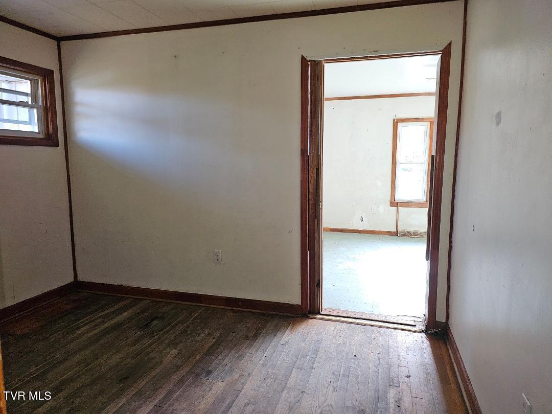 34520 Fleet Road Glade Spring, VA 24340 - Photo 3 of 28 F pic