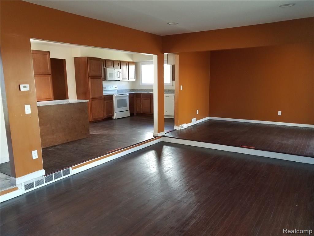 21320 Andover Road Southfield, MI 48076 - Photo 5 of 28 20170311_105407.jpg