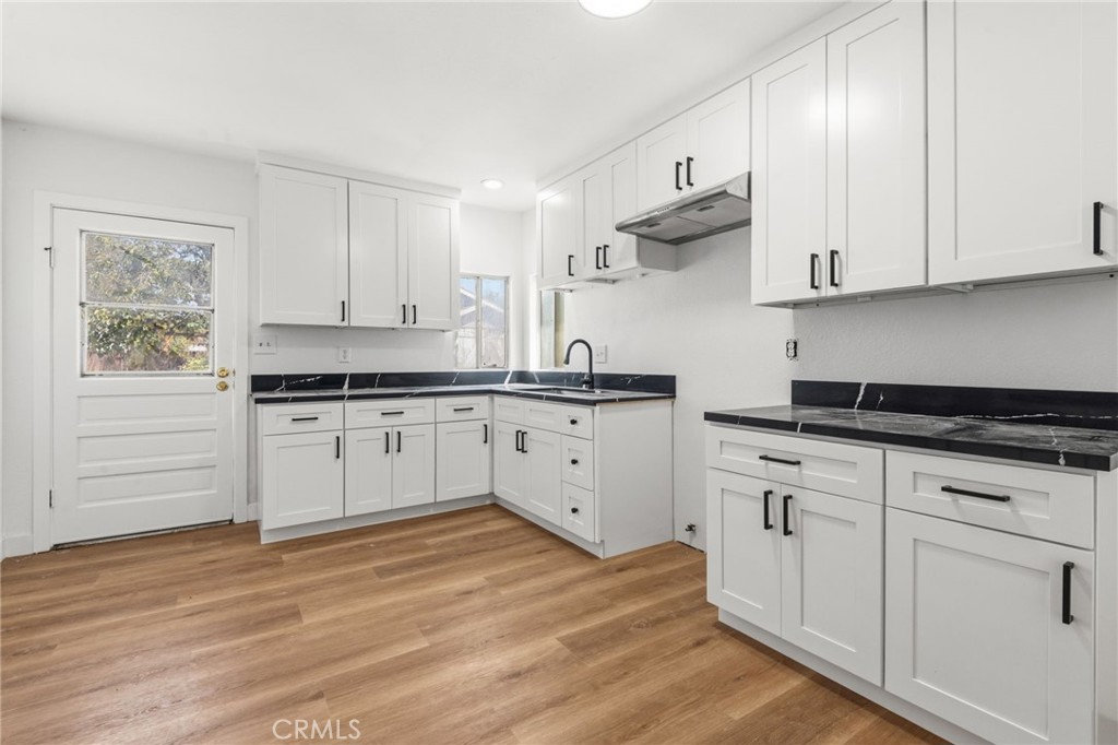 4874 Park Riverside Ca Riverside, CA 92507 - Photo 12 of 36