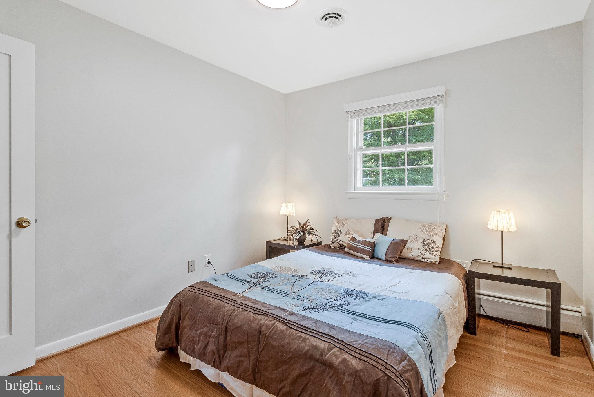 4500 Oak Hill Road Rockville, MD 20853 - Photo 20 of 41 3rd bedroom