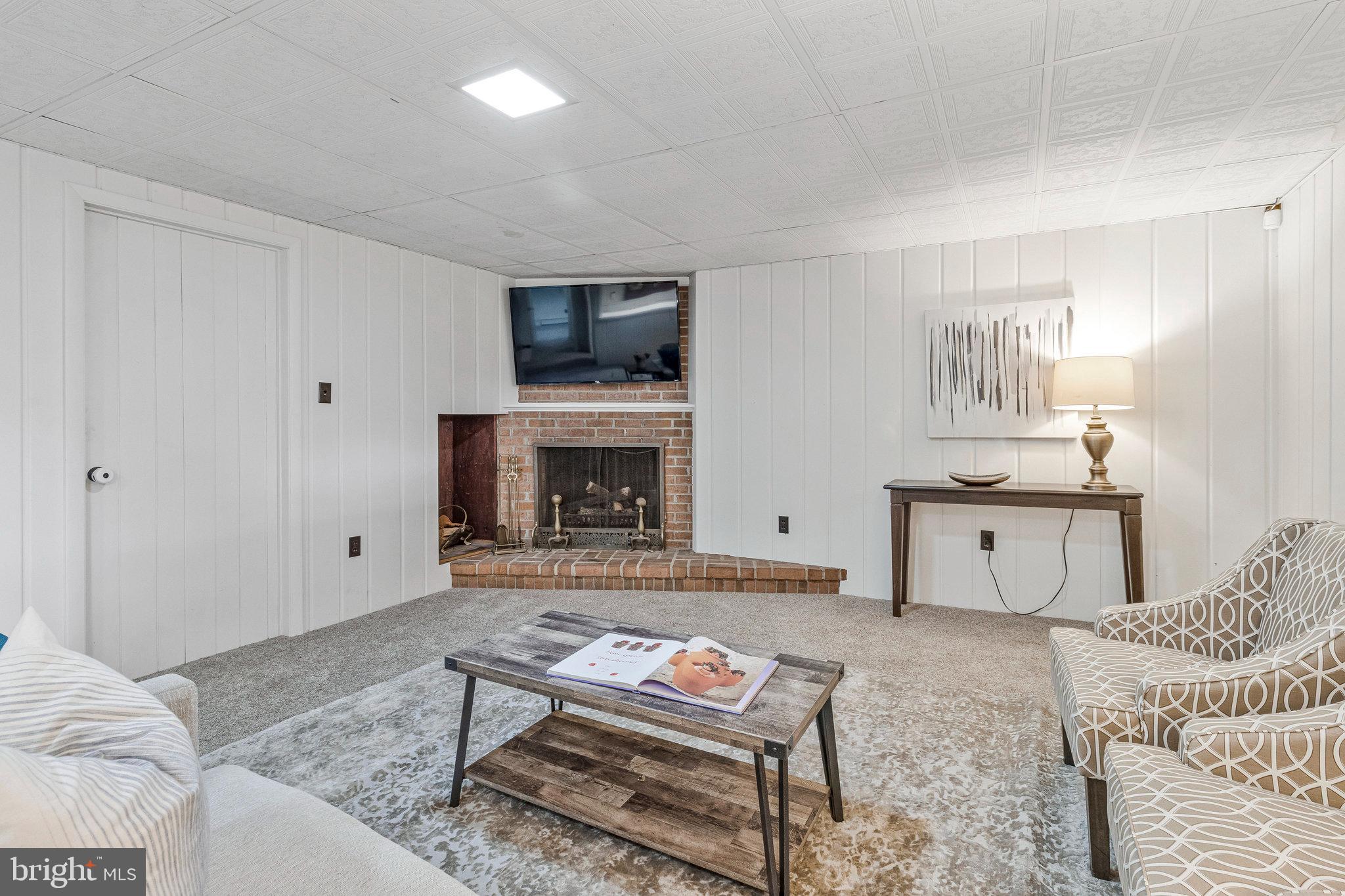 4500 Oak Hill Road Rockville, MD 20853 - Photo 23 of 41 Wood burning fireplace