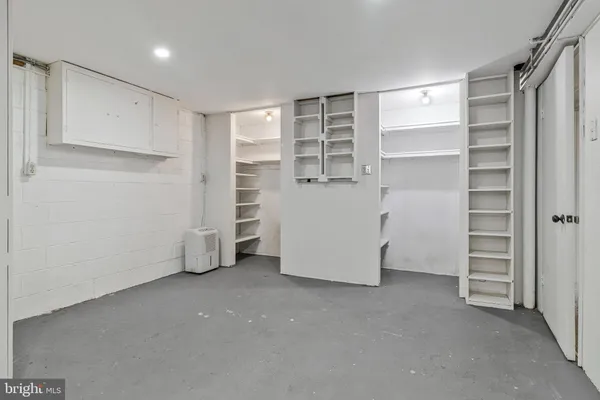 $719,900 | 4500 Oak Hill Road, Rockville, MD 20853