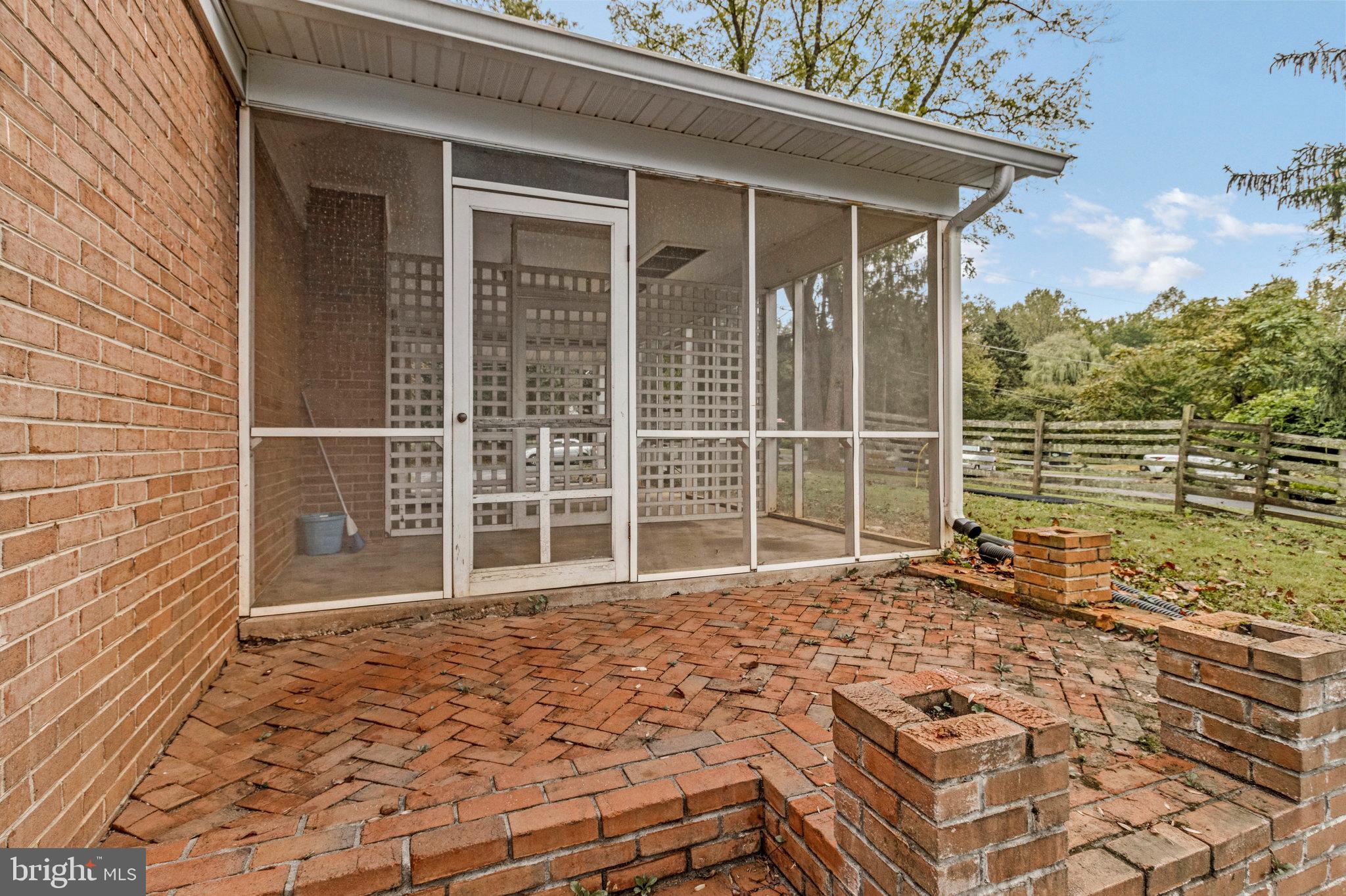 4500 Oak Hill Road Rockville, MD 20853 - Photo 34 of 41 Brick patio, ready for the grill!