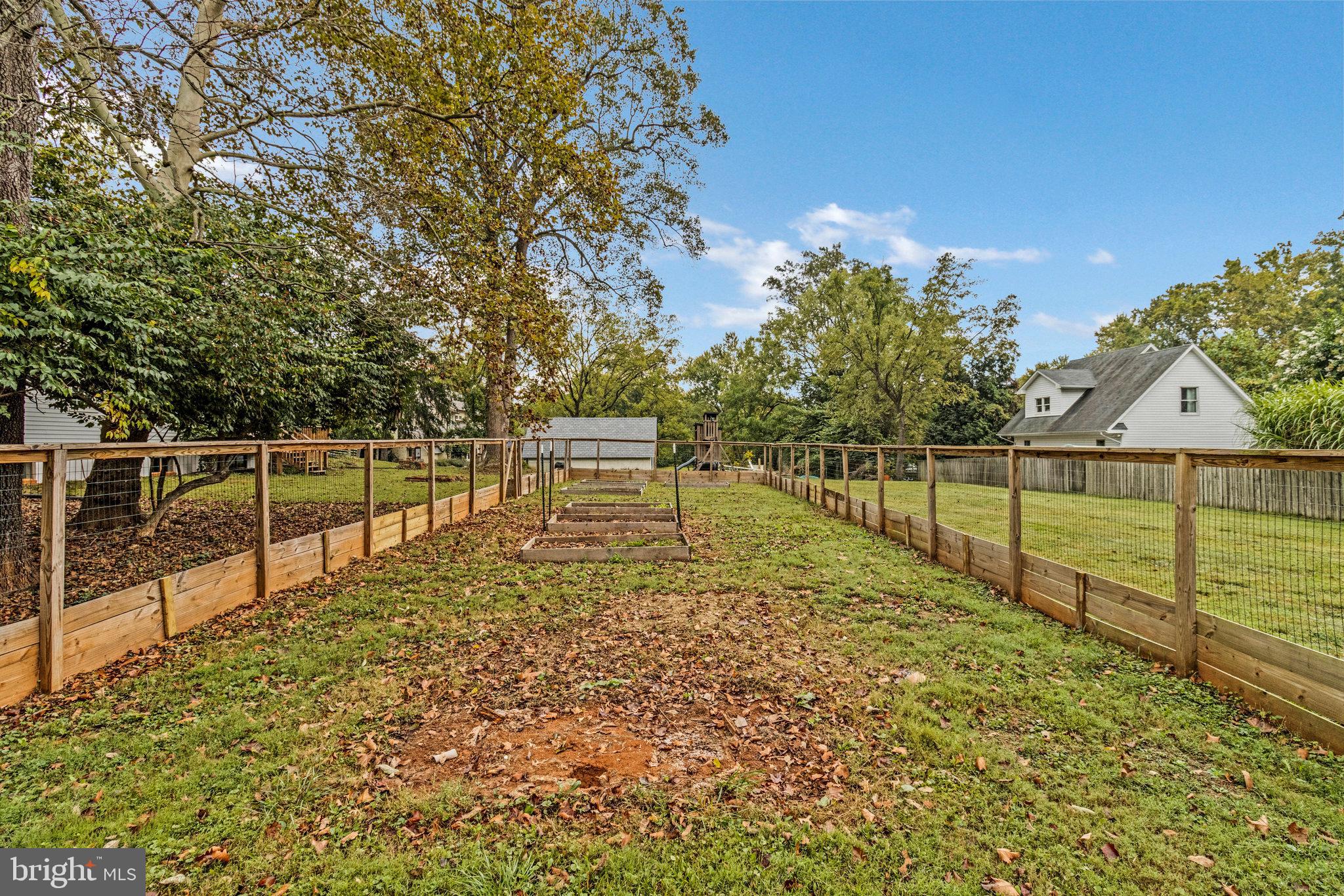 4500 Oak Hill Road Rockville, MD 20853 - Photo 38 of 41 Fenced in garden! Grow anything you want!