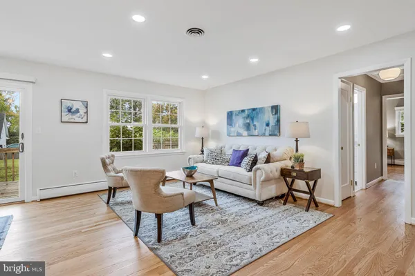 $719,900 | 4500 Oak Hill Road, Rockville, MD 20853