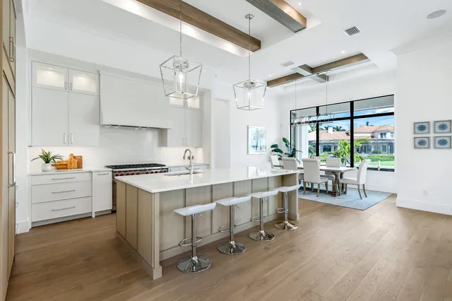 $7,995,000 | 960 Iris Court, Marco Island, FL 34145