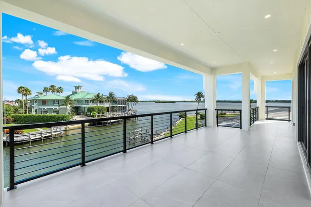 $7,995,000 | 960 Iris Court, Marco Island, FL 34145