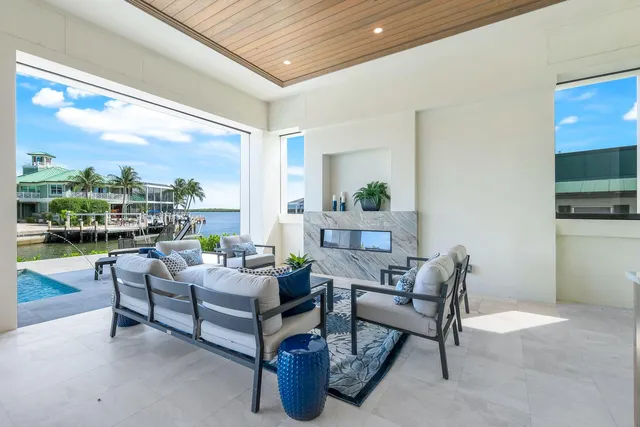 $7,995,000 | 960 Iris Court, Marco Island, FL 34145