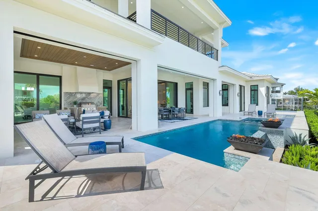 $7,995,000 | 960 Iris Court, Marco Island, FL 34145