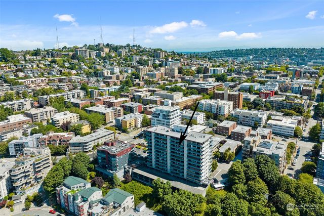 $658,000 | 521 5th Avenue West, Unit 903, Seattle, WA 98119