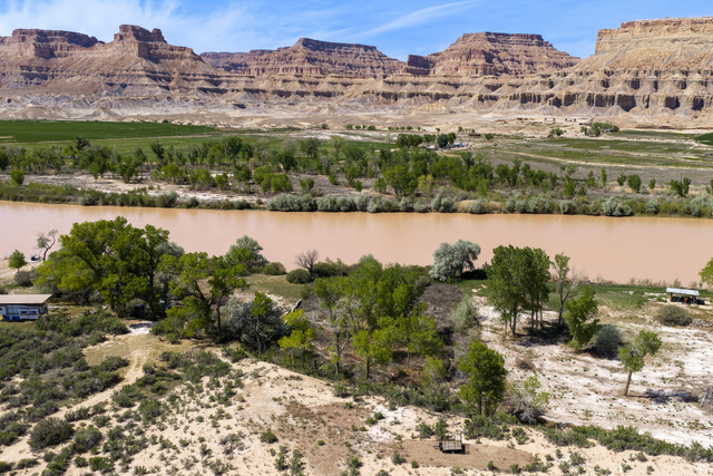 4915 Hastings Road Green River, UT 84525 - Photo 13 of 38