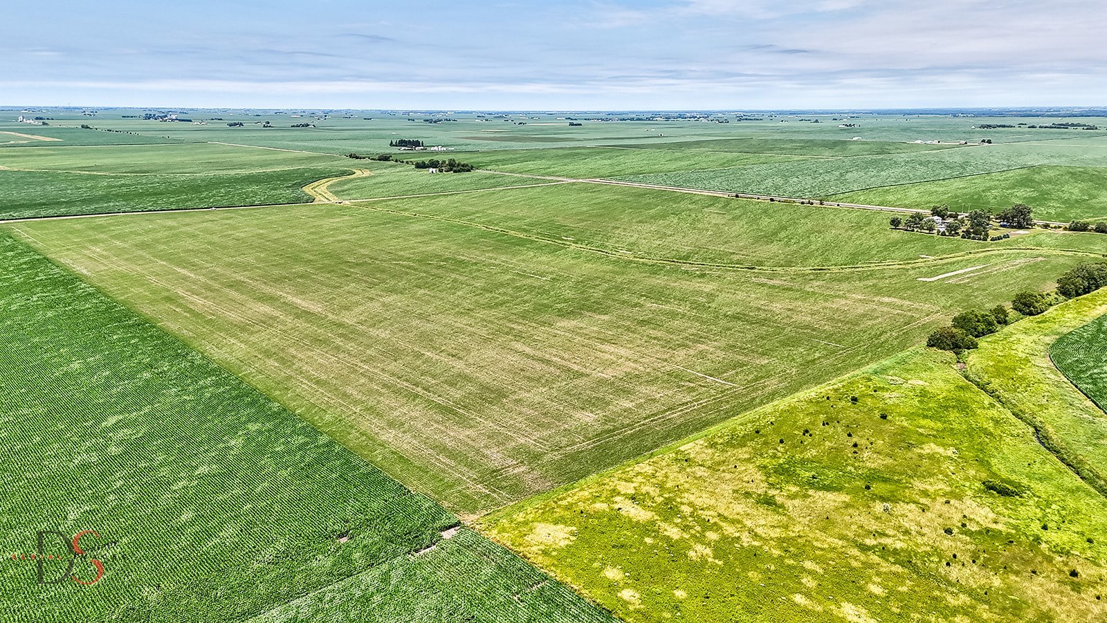 Lot #1 East 12th Road Streator, IL 61364 - Photo 3 of 5 a view of a field with an ocean beach