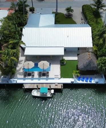 $2,275,000 | 641 12th Street, Key Colony Beach, FL 33051