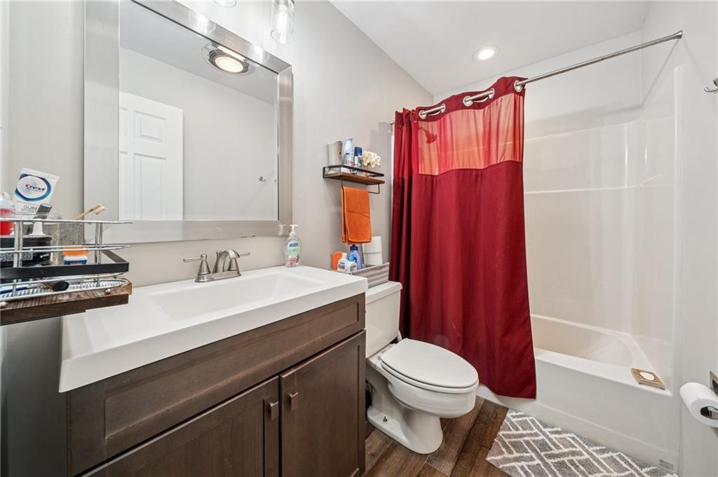 305 Butternut Court Pittsburgh, PA 15238 - Photo 26 of 35