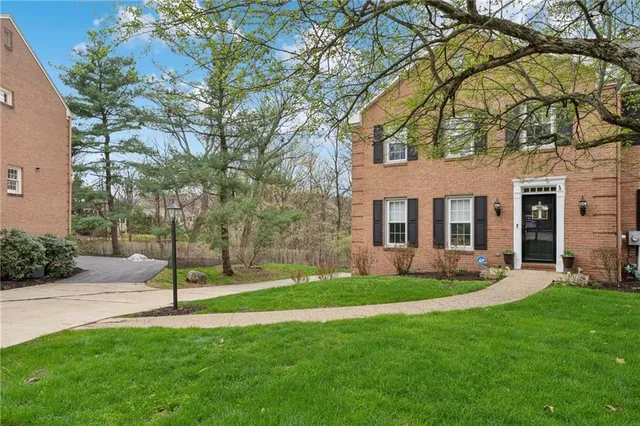 $515,000 | 305 Butternut Court, Pittsburgh, PA 15238