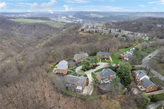 $515,000 | 305 Butternut Court, Pittsburgh, PA 15238