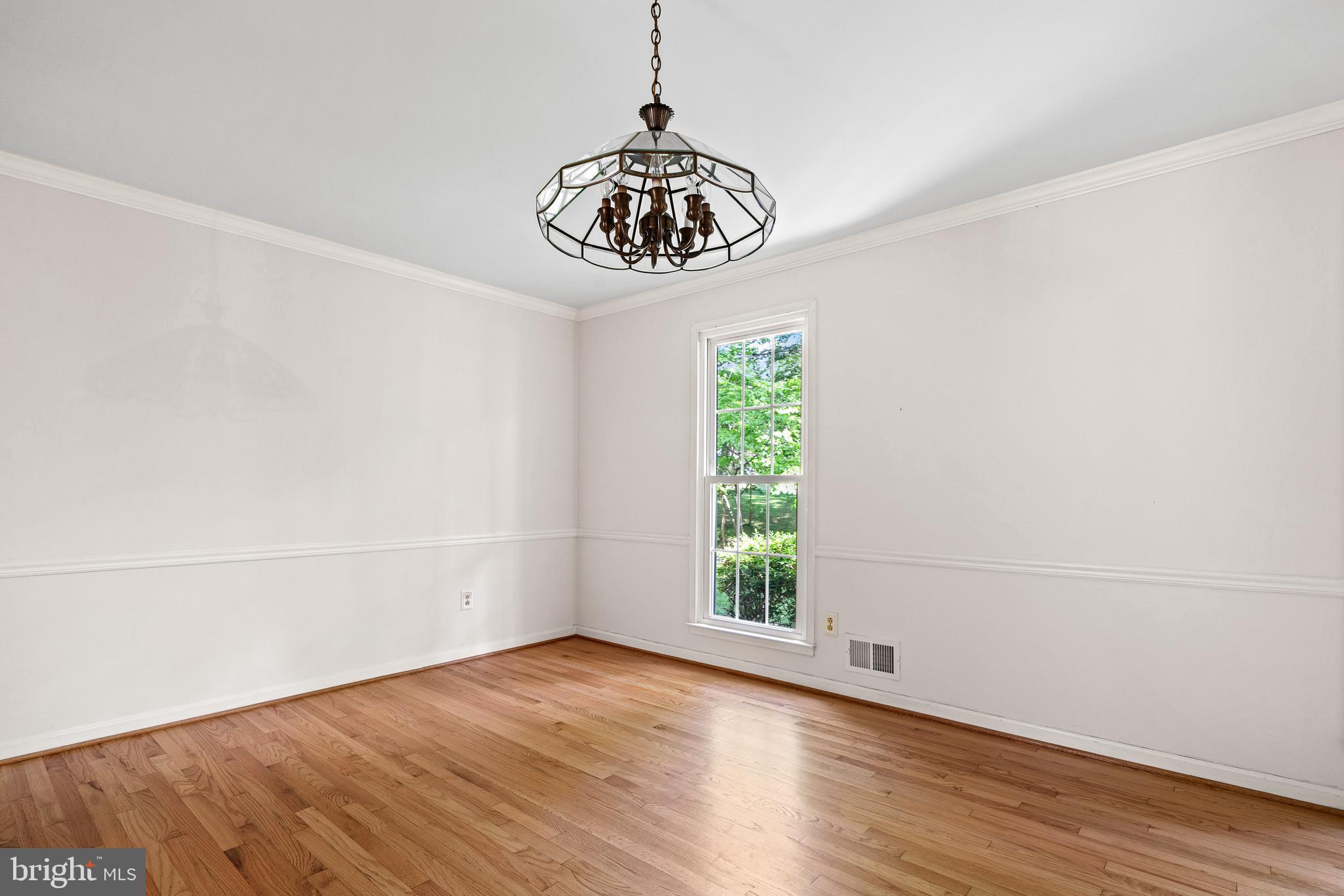 5420 Well Spring Road La Plata, MD 20646 - Photo 14 of 63 Dining Room