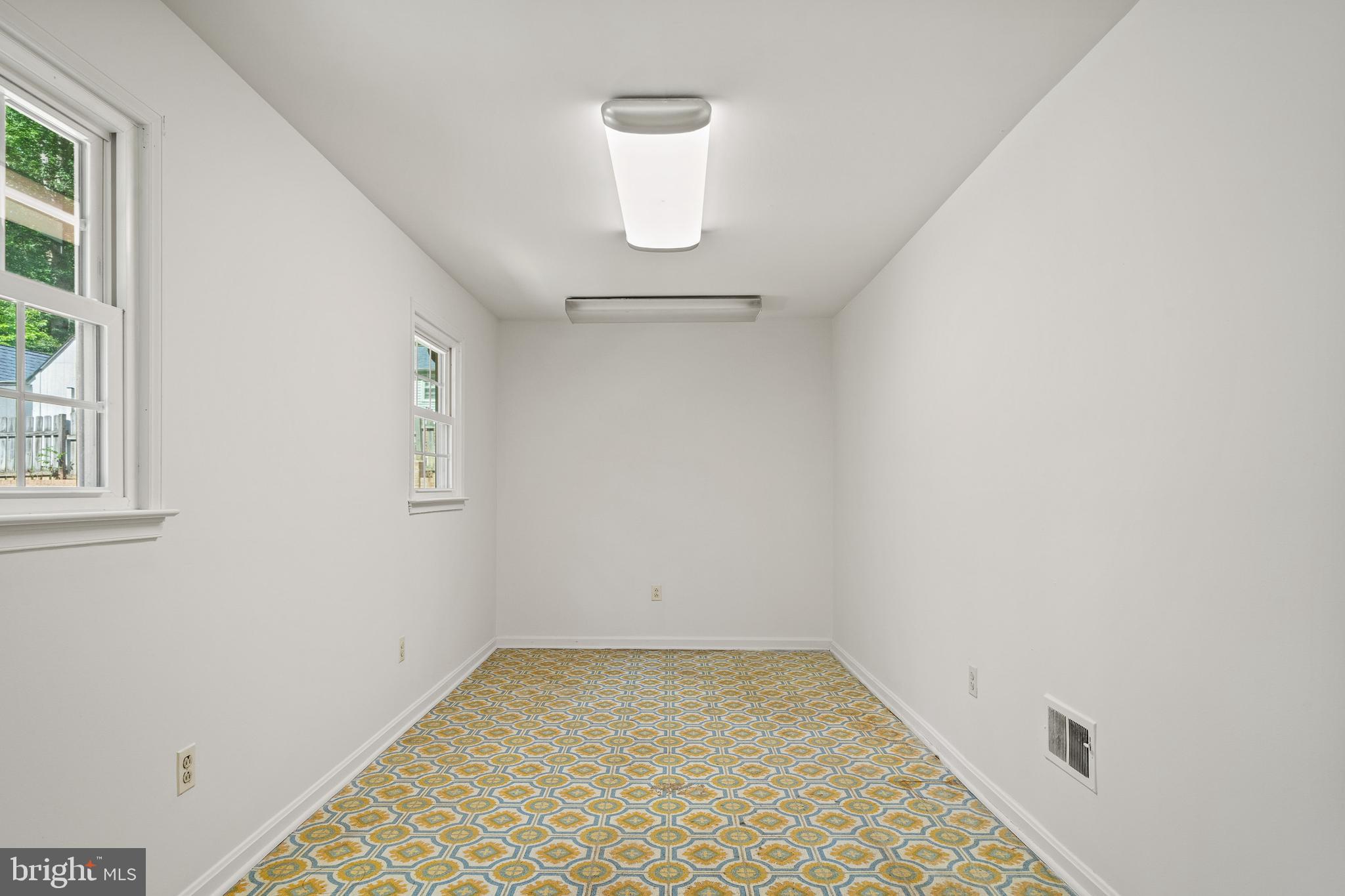 5420 Well Spring Road La Plata, MD 20646 - Photo 19 of 63 Main Level Storage / Pantry Room