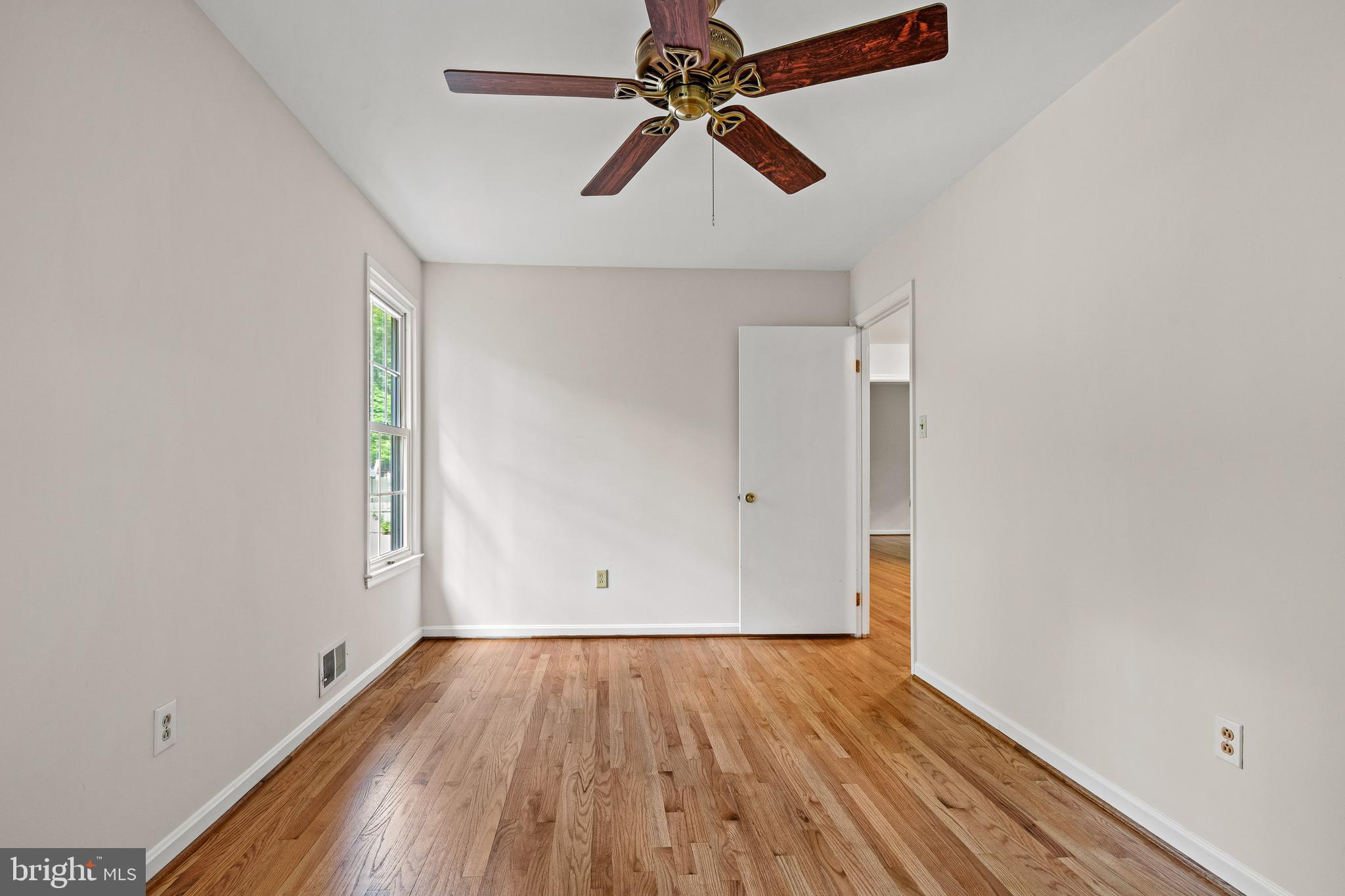5420 Well Spring Road La Plata, MD 20646 - Photo 27 of 63 Bedroom 2