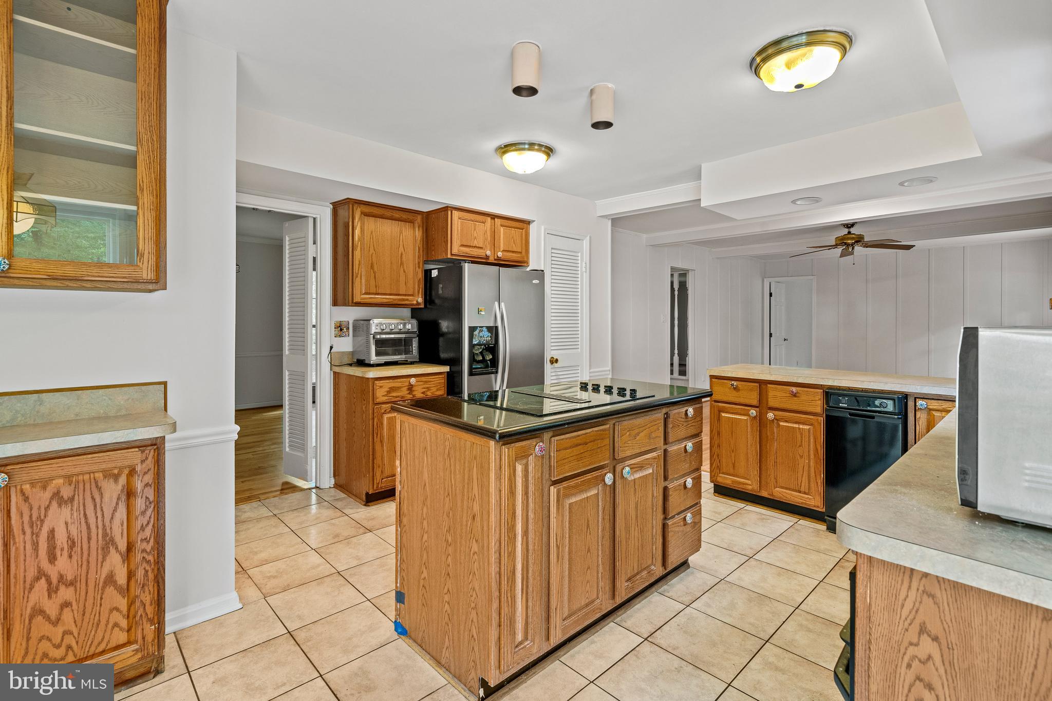 5420 Well Spring Road La Plata, MD 20646 - Photo 3 of 63 Kitchen