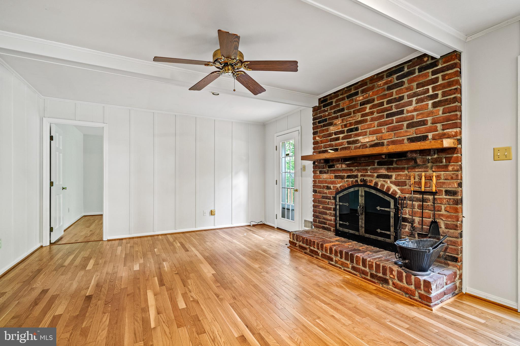 5420 Well Spring Road La Plata, MD 20646 - Photo 8 of 63 Family Room