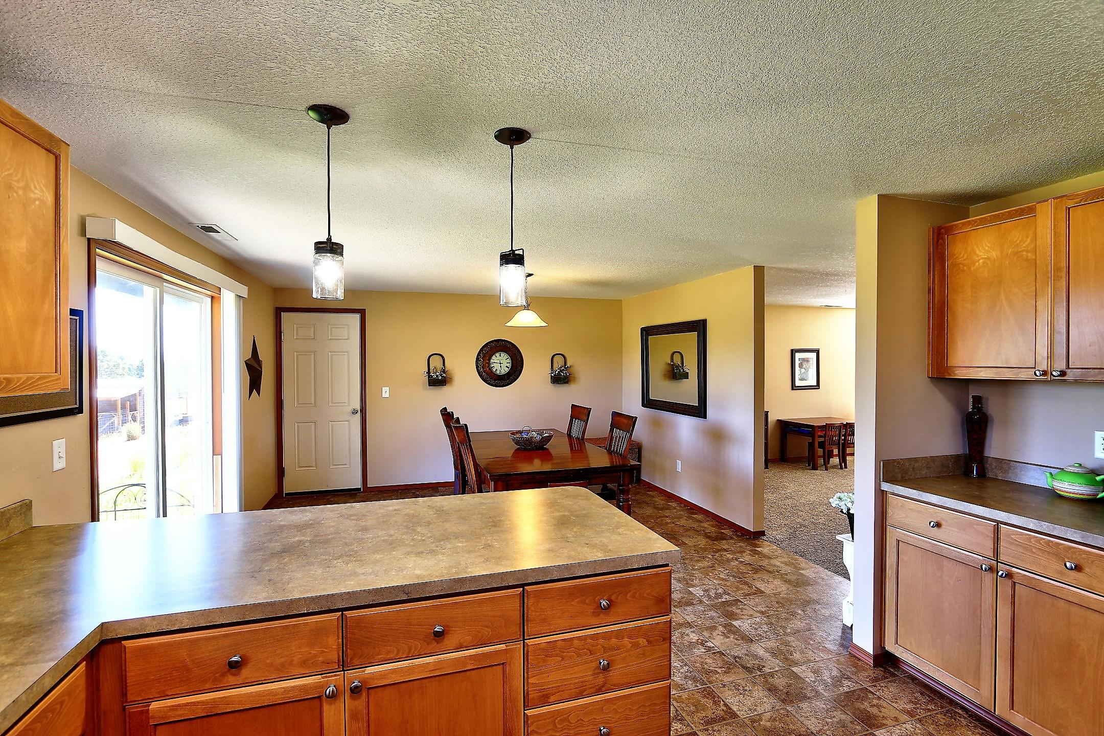 11720 Ramirez Road Klamath Falls, OR 97603 - Photo 15 of 30 IMG_9182_3_4_5_6_7_8
