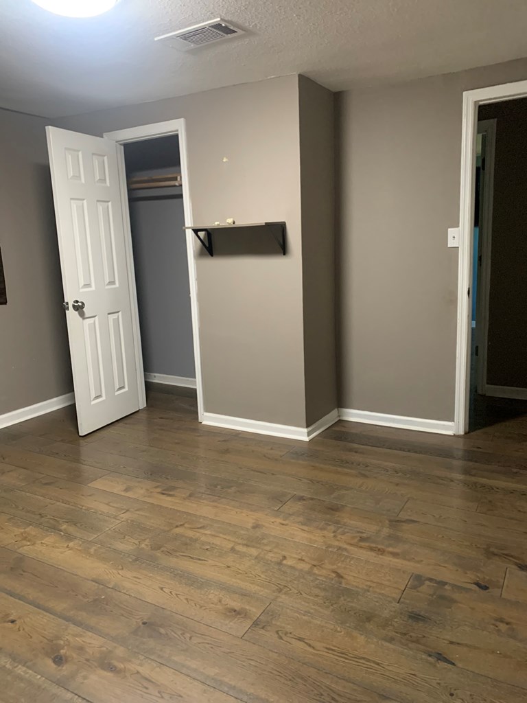 618 Lane Road Southwest Dalton, GA 30720 - Photo 12 of 29 Gallery Image 12
