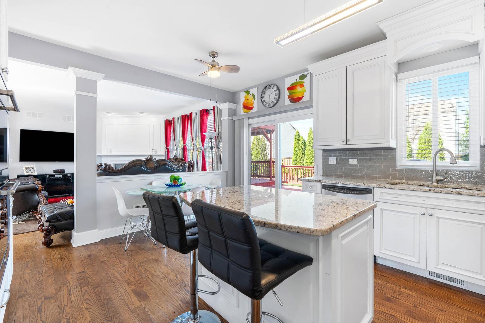 25034 Edison Lane Plainfield, IL 60585 - Photo 7 of 33