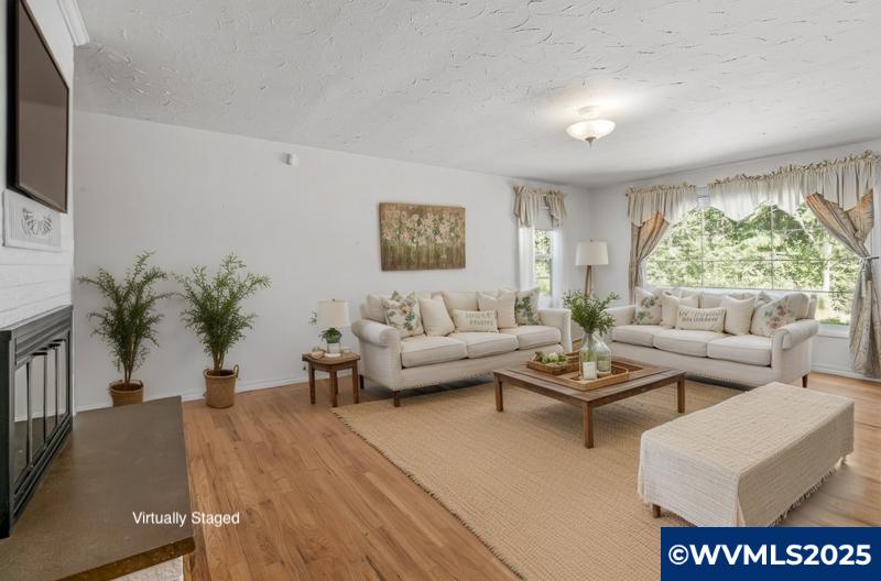 13530 Fishback Road Monmouth, OR 97361 - Photo 4 of 50