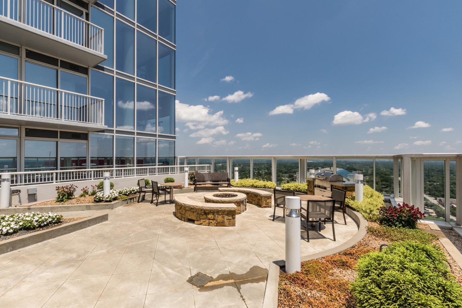301 Fayetteville Street, Unit 33111 Raleigh, NC 27601 - Photo 33 of 64 a view of a patio with dining table and chairs