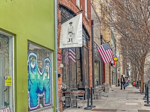 $1,995 | 301 Fayetteville Street, Unit 33111, Raleigh, NC 27601