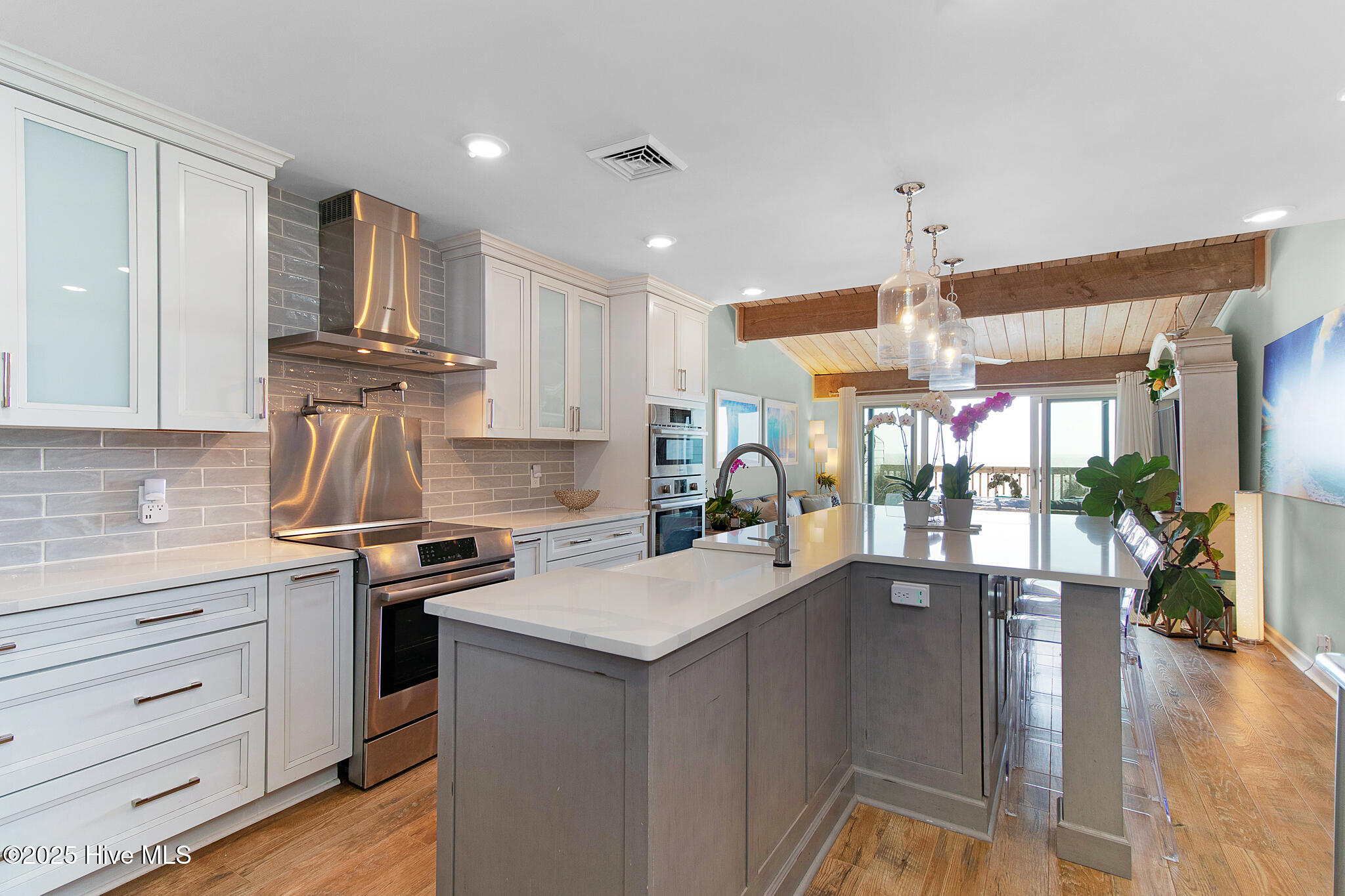 535 Salter Path Road, Unit 15 CORAL SHORES Pine Knoll Shores, NC 28512 - Photo 14 of 43 Kitchen