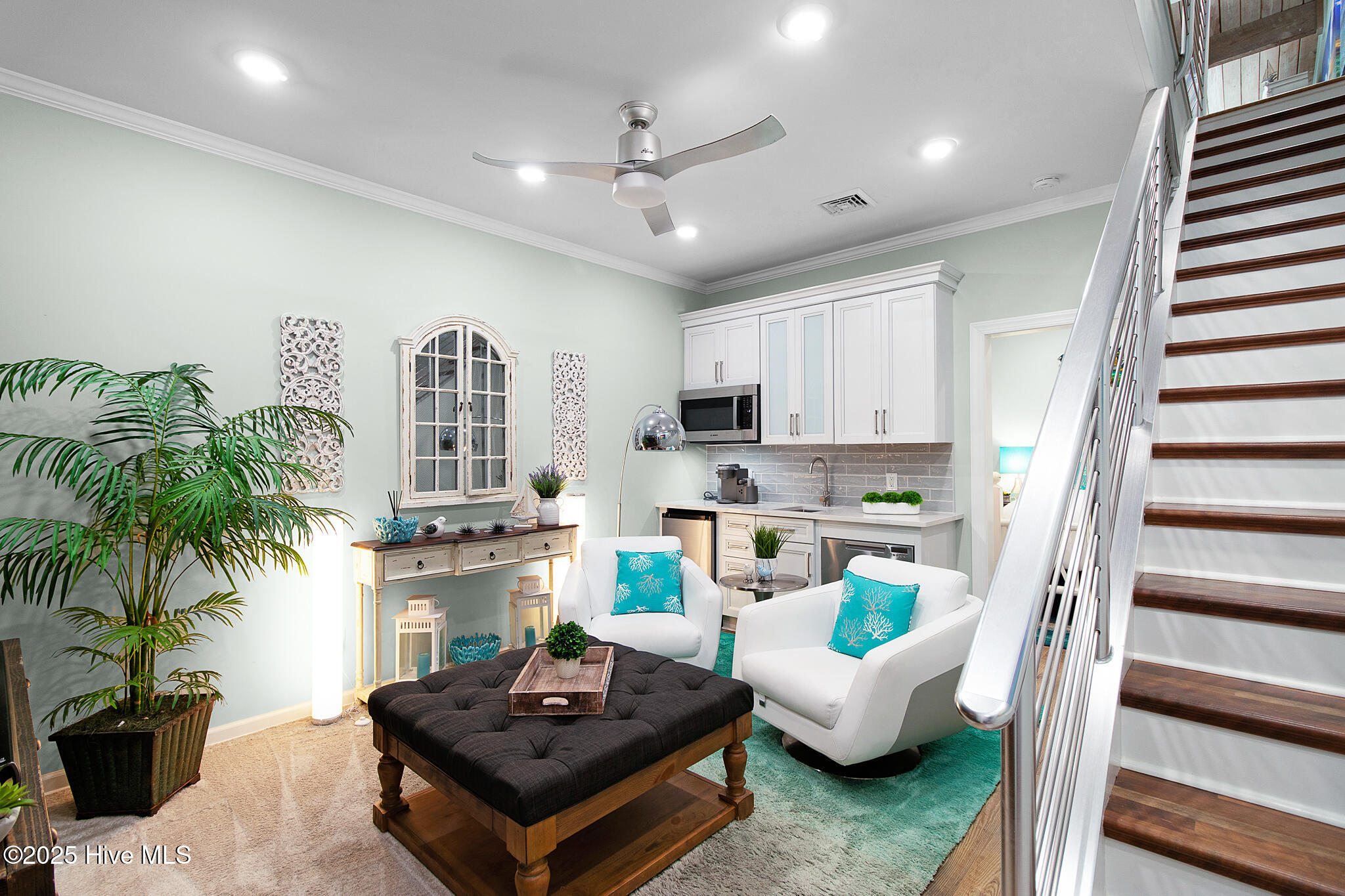 535 Salter Path Road, Unit 15 CORAL SHORES Pine Knoll Shores, NC 28512 - Photo 28 of 43 Sitting area with wetbar