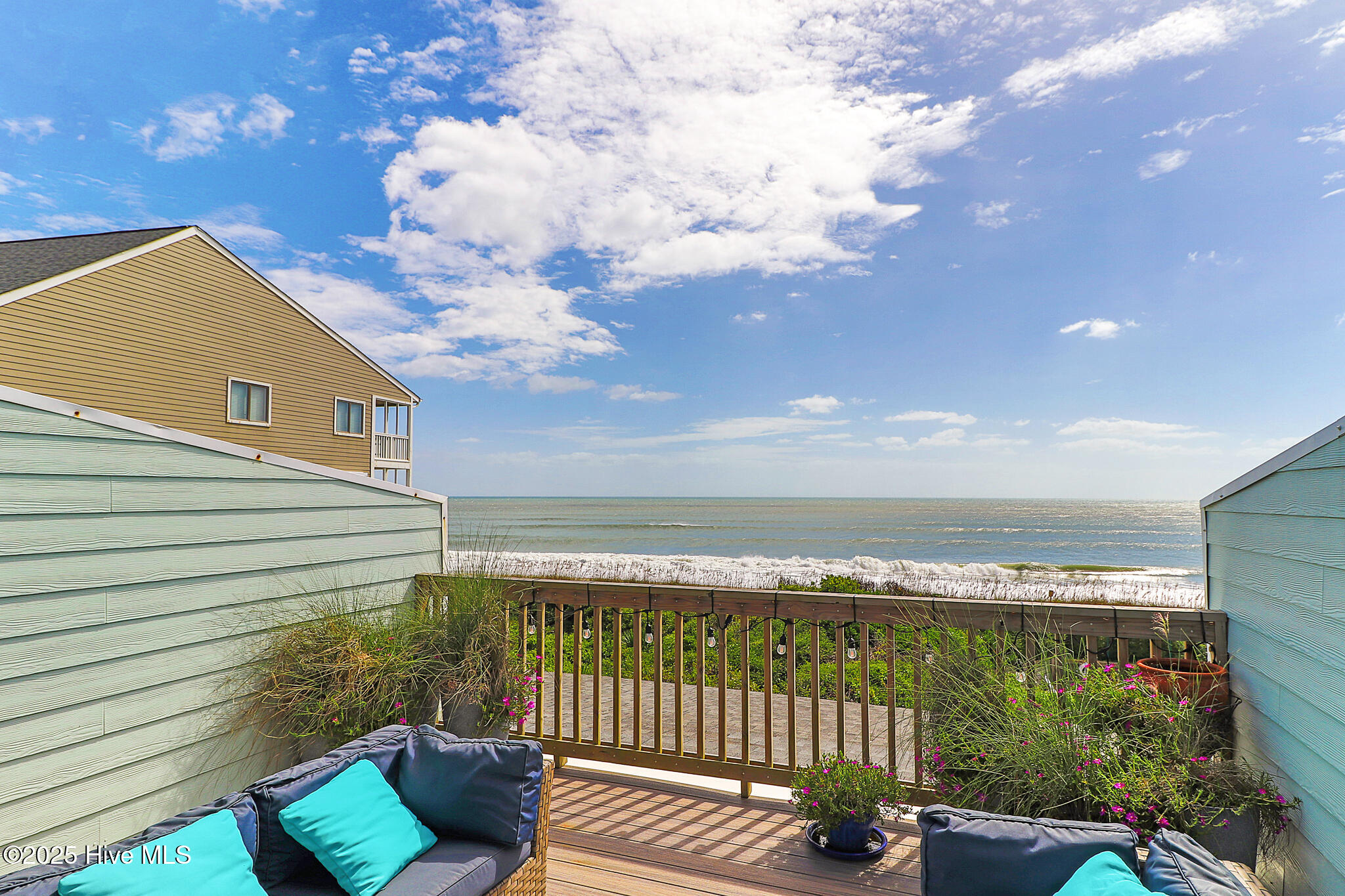 535 Salter Path Road, Unit 15 CORAL SHORES Pine Knoll Shores, NC 28512 - Photo 33 of 43 Deck overviewing ocean