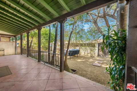 $1,525,000 | 12106 Herbert Street, Los Angeles, CA 90066