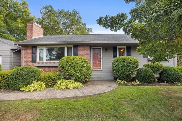 $500,000 | 9 Boiling Spring Avenue, Westerly, RI 02891