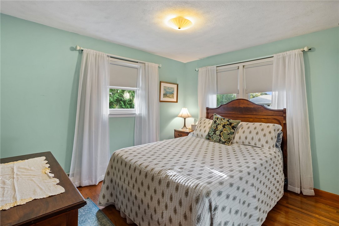 9 Boiling Spring Avenue Westerly, RI 02891 - Photo 16 of 33