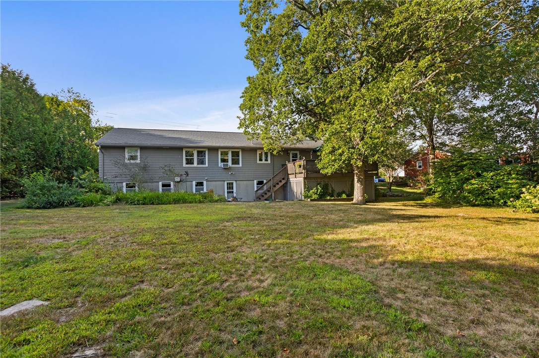 9 Boiling Spring Avenue Westerly, RI 02891 - Photo 31 of 33