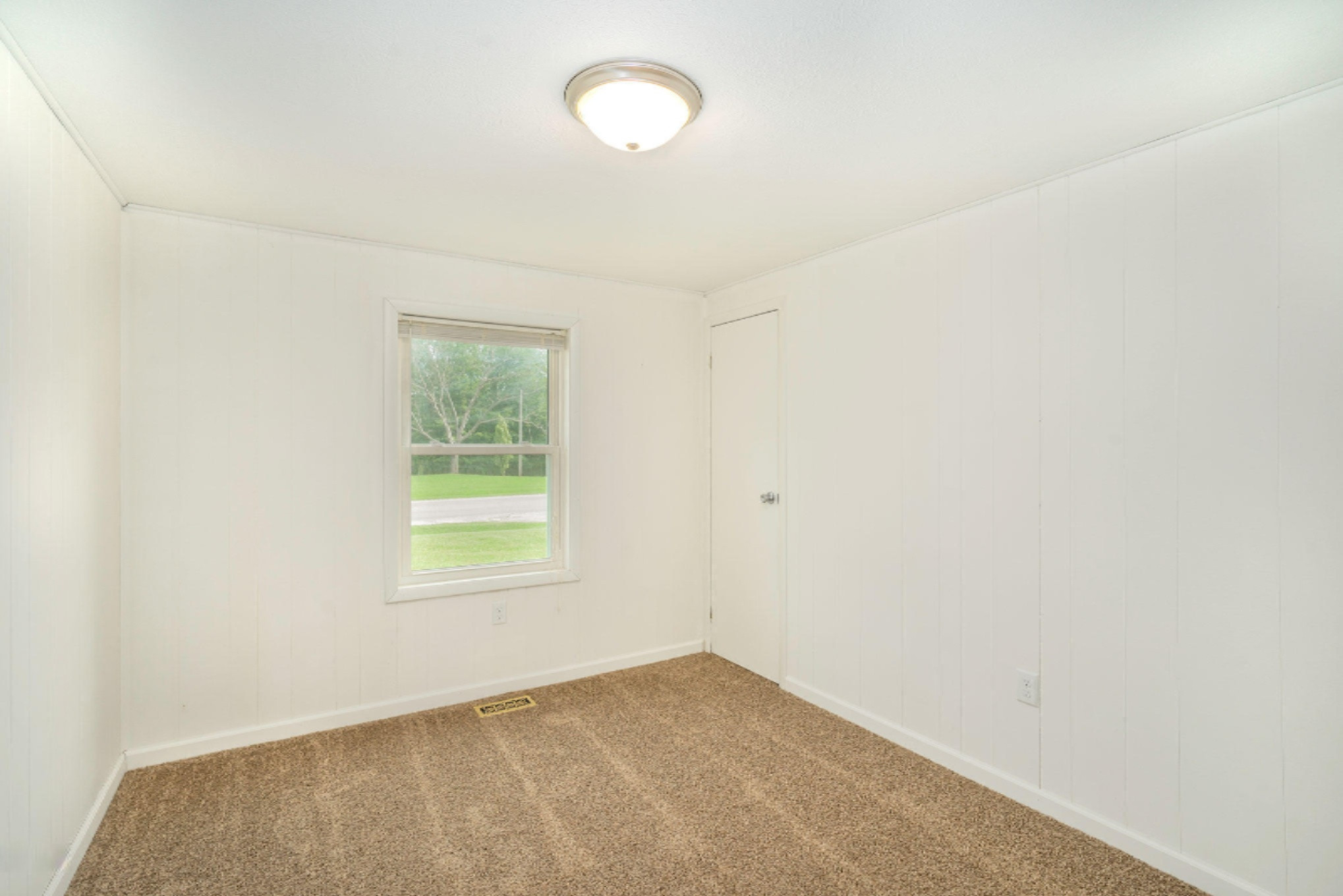 220 East Sidney Road Stanton, MI 48888 - Photo 11 of 28 220EastSydney_5
