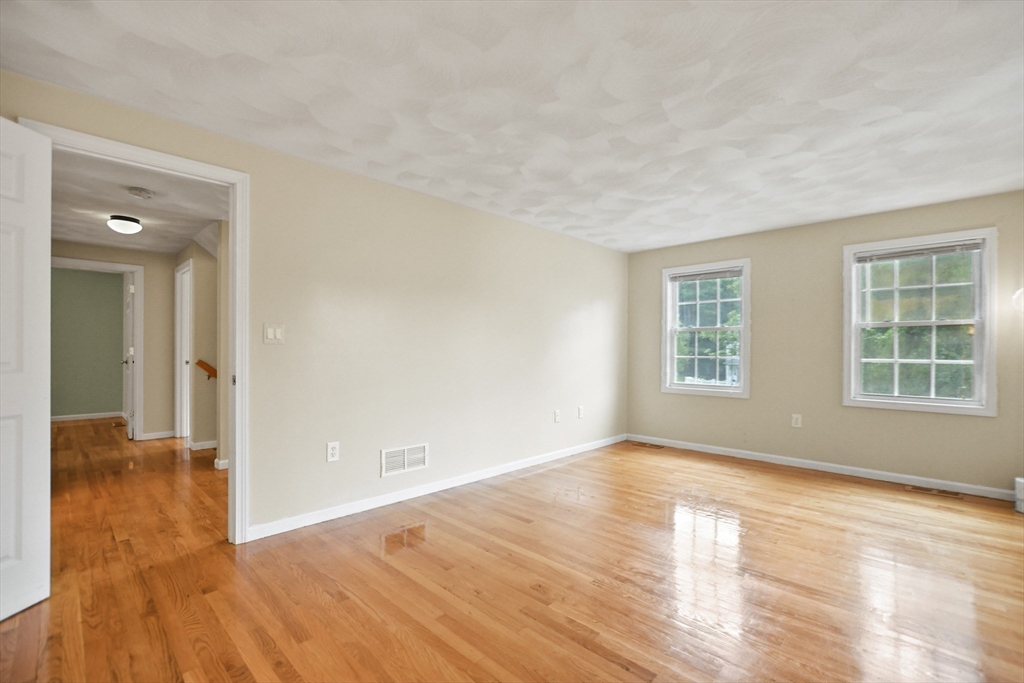 118 Charant Road Lowell, MA 01854 - Photo 19 of 42 Gallery Image 19