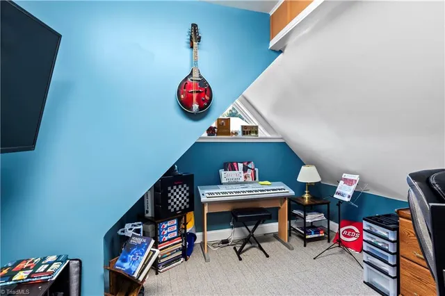 $1,150,000 | 235 Fox Lake Court, Winston-Salem, NC 27106