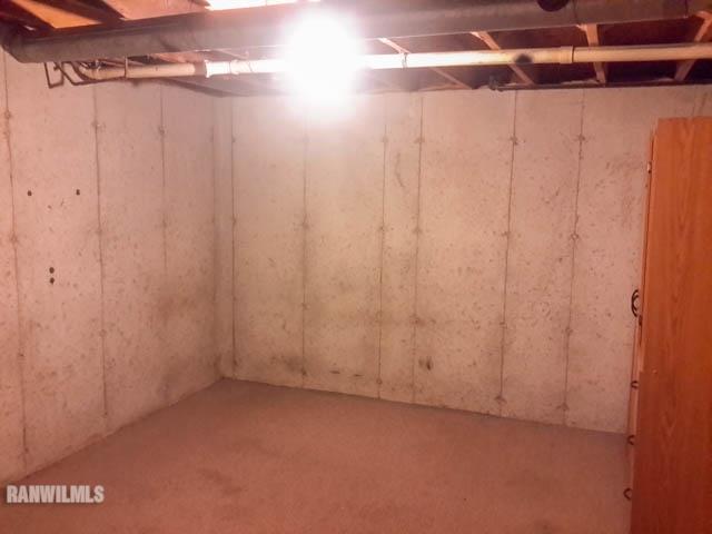12289 Tresemer Road Roscoe, IL 61073 - Photo 14 of 25 a view of a room