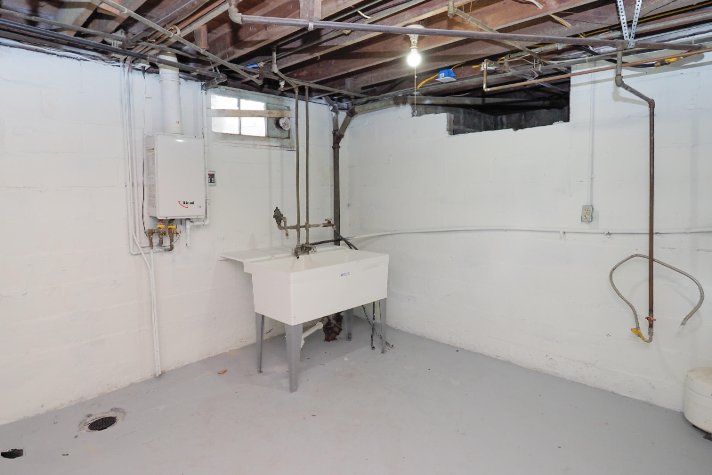 1002 Short Road Kalamazoo, MI 49008 - Photo 27 of 32 1002 Short Rd-127